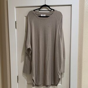 Women’s Beige Dress Shirt - Size 2X